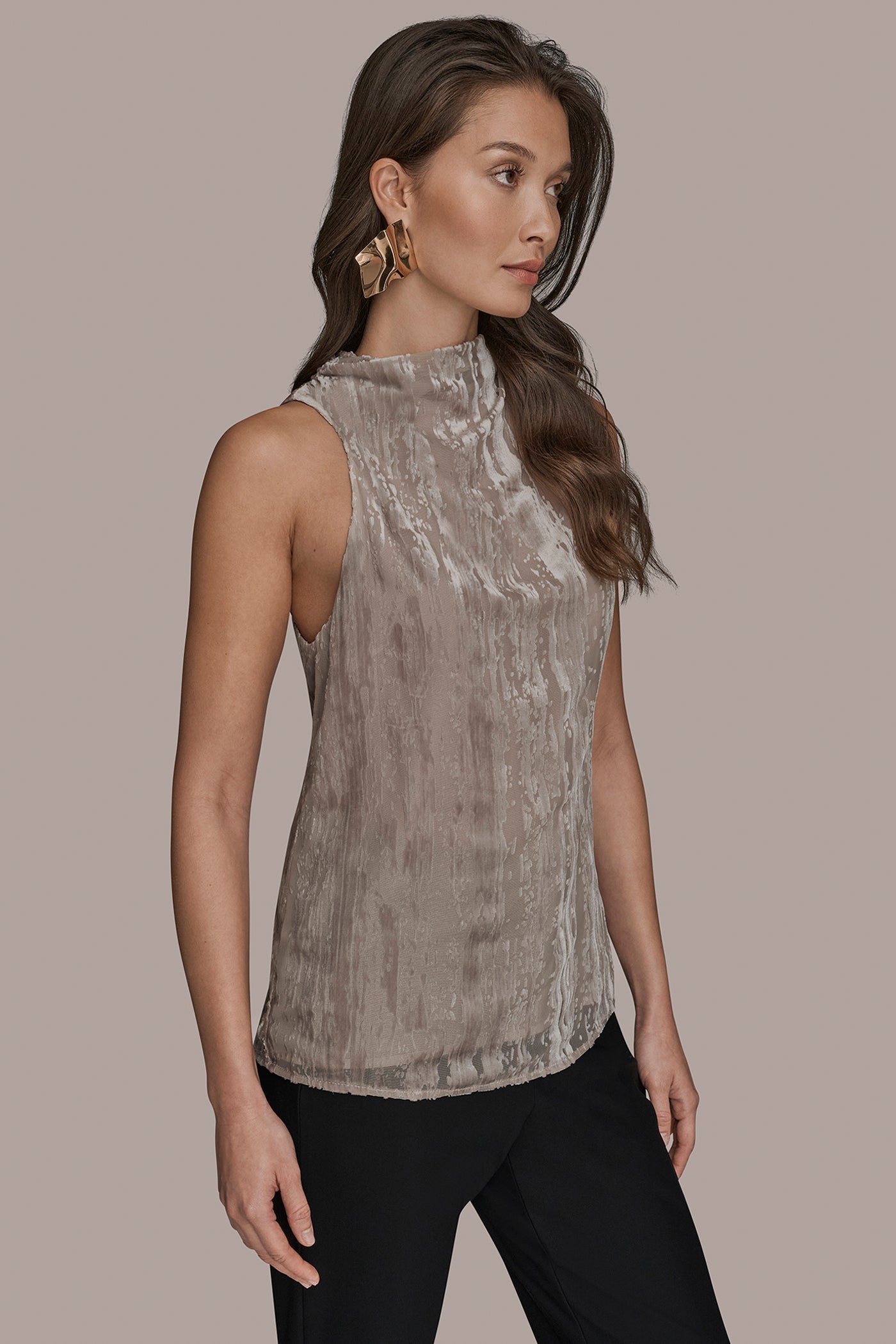 VAPOR SLEEVELESS HIGH-NECK BURNOUT BLOUSE Donna Karan