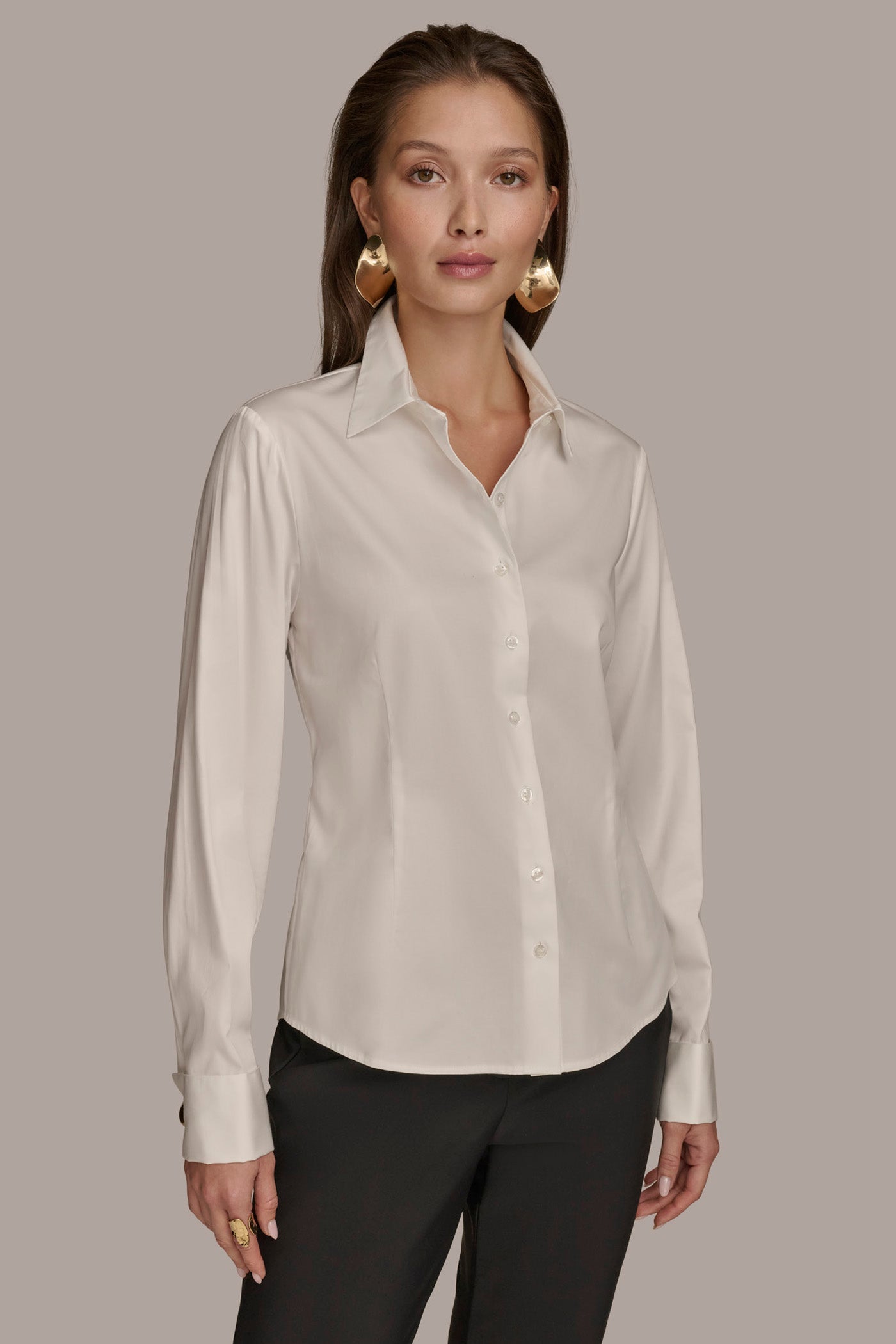 CREAM BUTTON UP WITH CUFF HARDWARE TOP Donna Karan