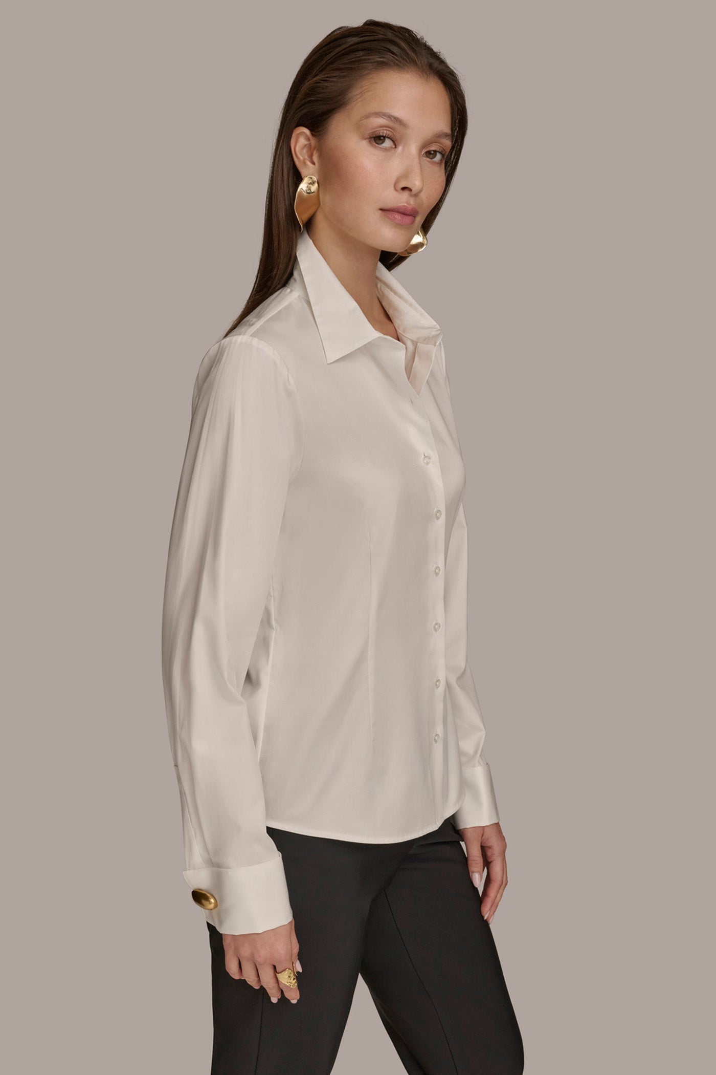 CREAM BUTTON UP WITH CUFF HARDWARE TOP Donna Karan