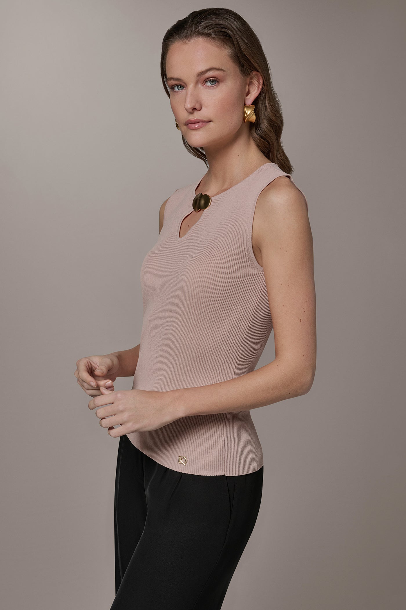 Snow Petal KEYHOLE RIBBED SWEATER TANK Donna Karan