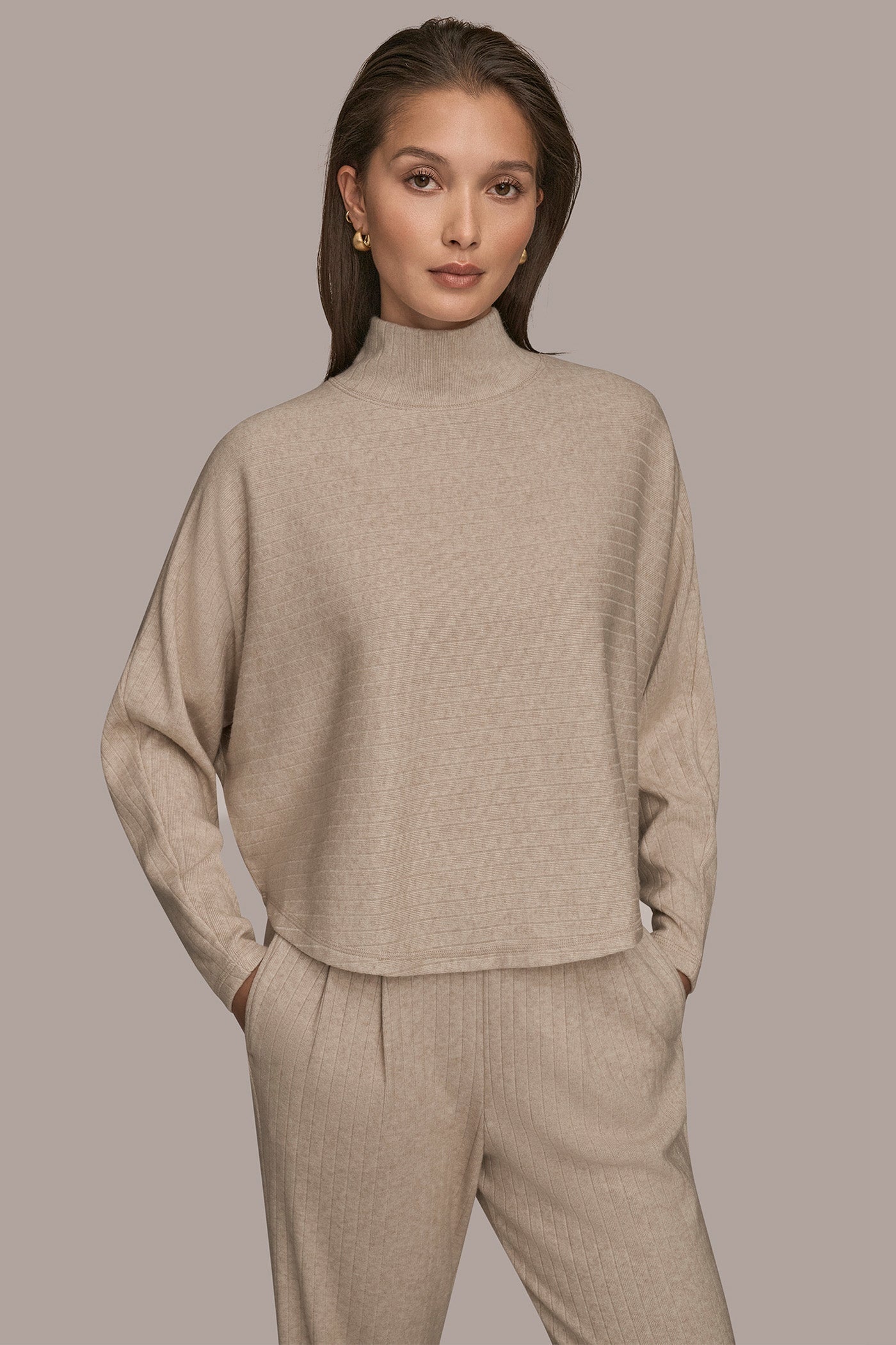 LIGHT FAWN HEATHER MOCK-NECK TOP Donna Karan