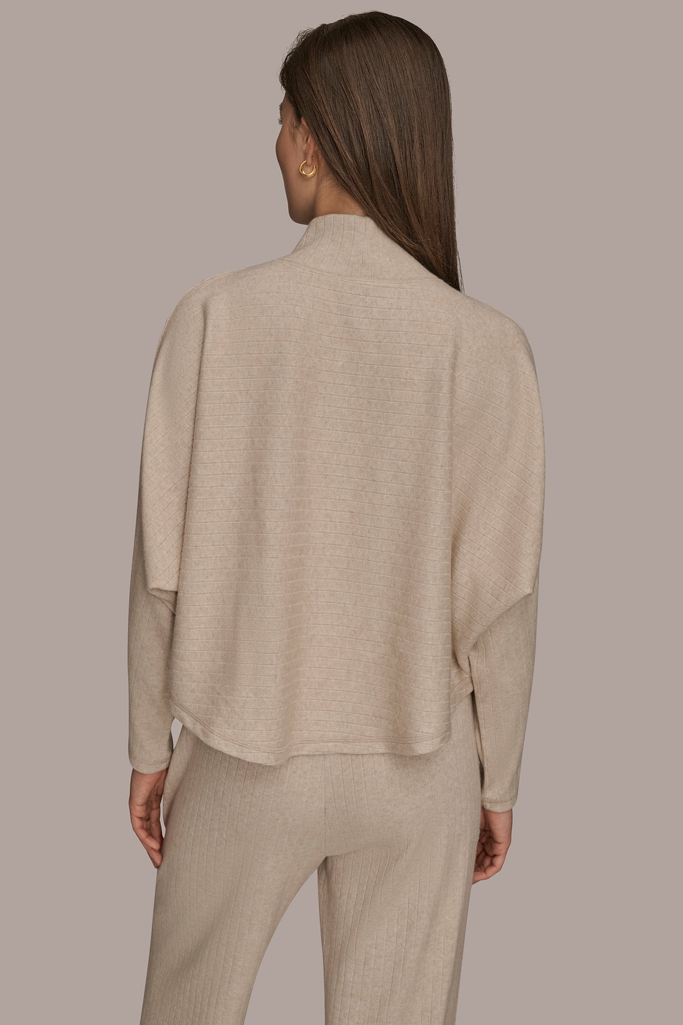 LIGHT FAWN HEATHER MOCK-NECK TOP Donna Karan